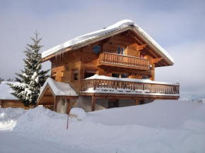 Гостиница Chalet le Lagopède  La Joue Du Loup